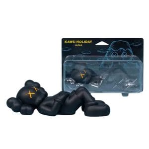 kaws holiday japan black 1020 673caca61b2db.jpg