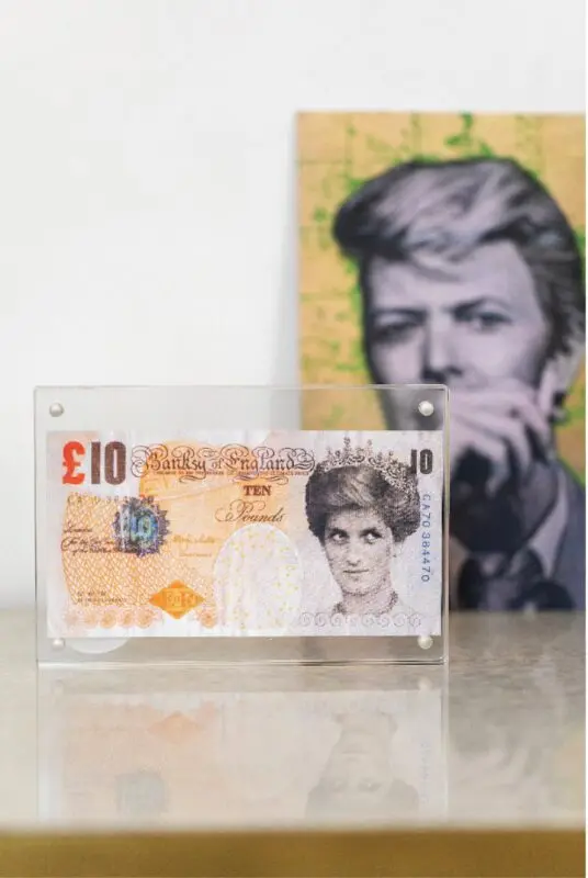 di faced tenner
