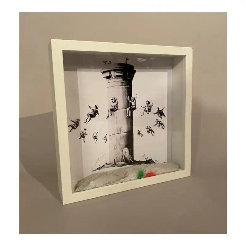 banksy walled off hotel box set edition limitee 3472 66ed98fa8d56a.jpg