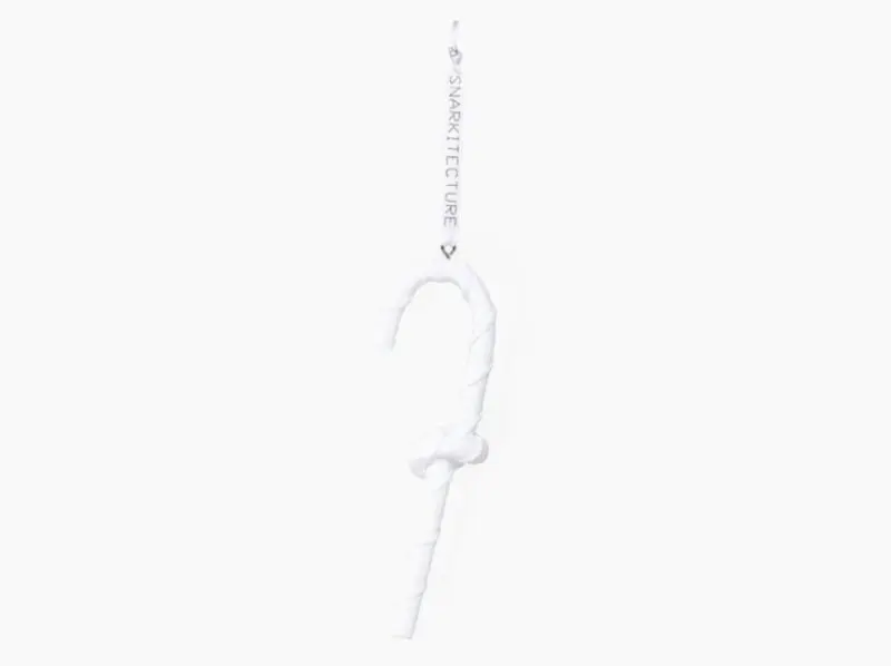 candy cane white ornement, daniel arsham, snakitecture et seletti