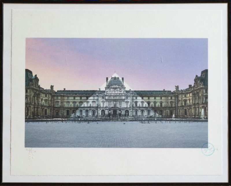 jr au louvre, la pyramide, paris, france, 2016