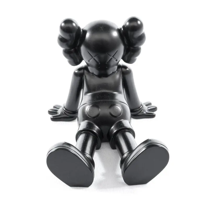 KAWS Still Moment Bronze Edition 69eca0e0bf0c3.jpg